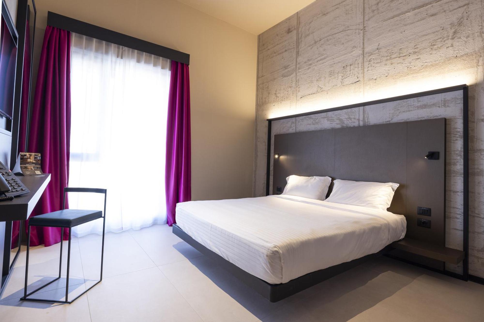 Joy 124 Hotel Milano Luaran gambar